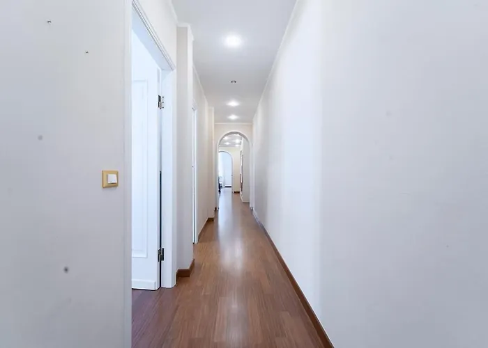 Luxury - Pergolesi 24 * Mediolan