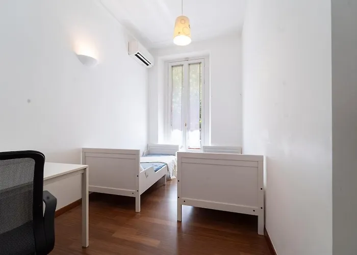 Apartament Luxury - Pergolesi 24 *